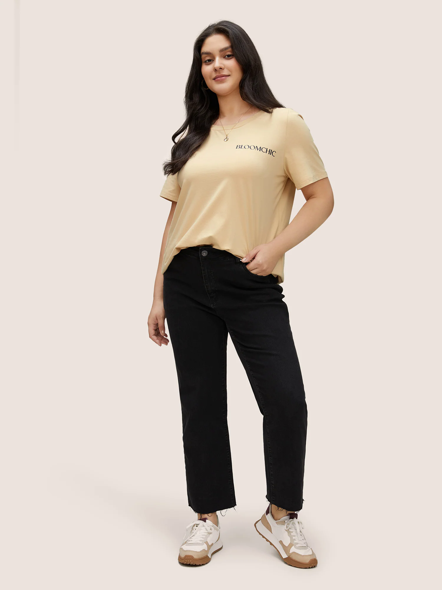 BLOOMCHIC Basic Solid Crew Neck T-shirt BLOOMCHIC Basic Solid Crew Neck T-shirt