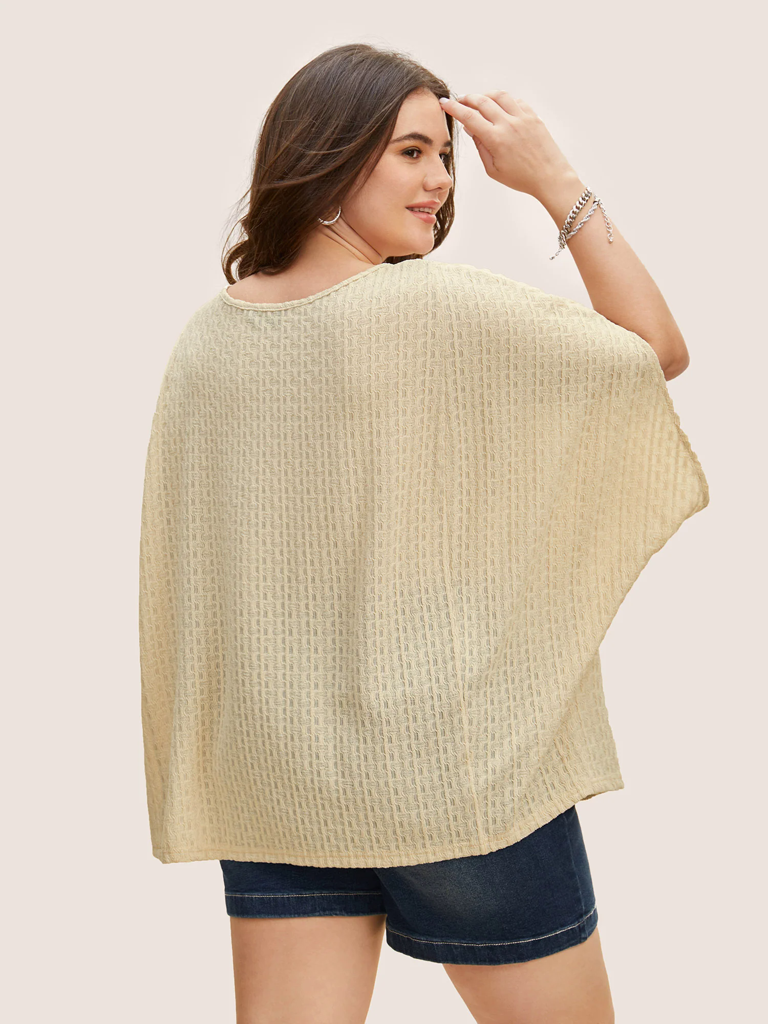 Solid Textured Crew Neck Batwing Sleeve T-shirt Solid Textured Crew Neck Batwing Sleeve T-shirt