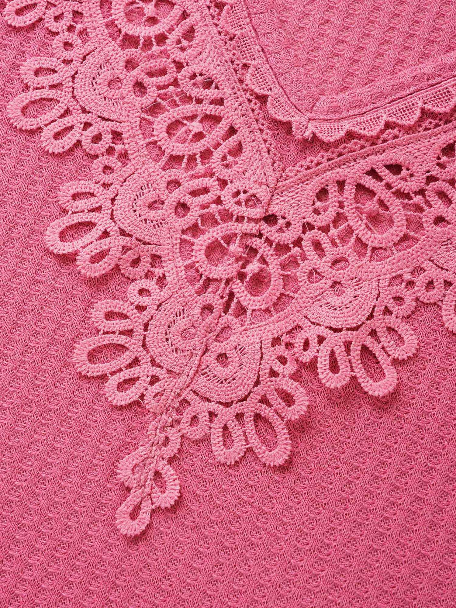 Solid Waffle Knit Lace Panel T-shirt Solid Waffle Knit Lace Panel T-shirt