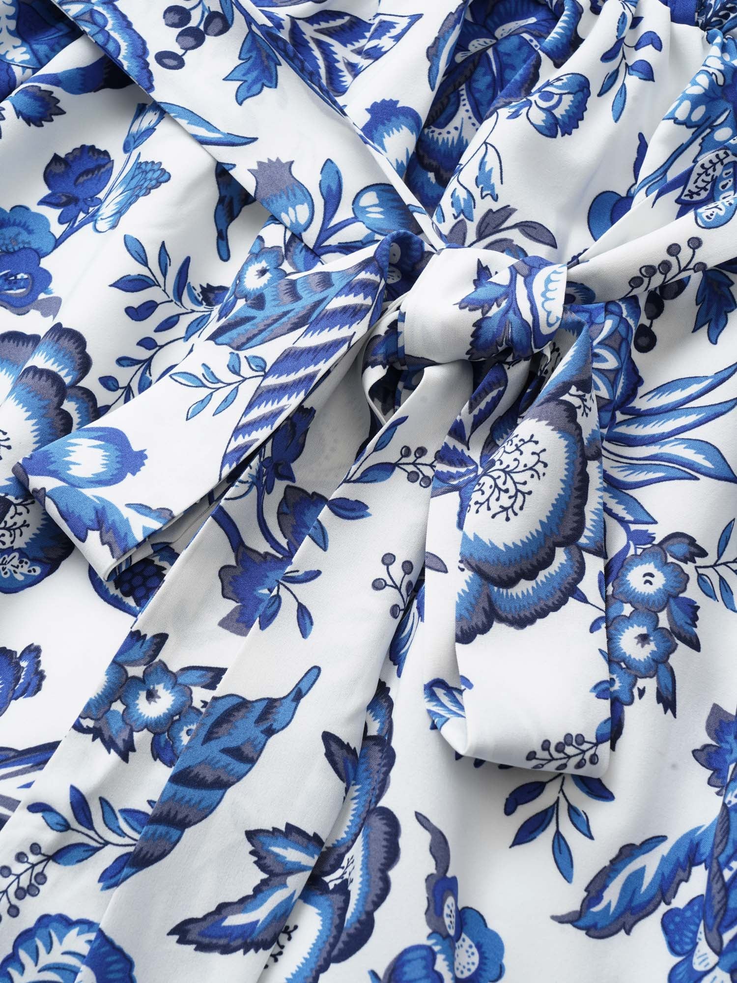 Bandana Print Surplice Neck Lantern Sleeve Pocket Belted Midi Dress Bandana Print Surplice Neck Lantern Sleeve Pocket Belted Midi Dress