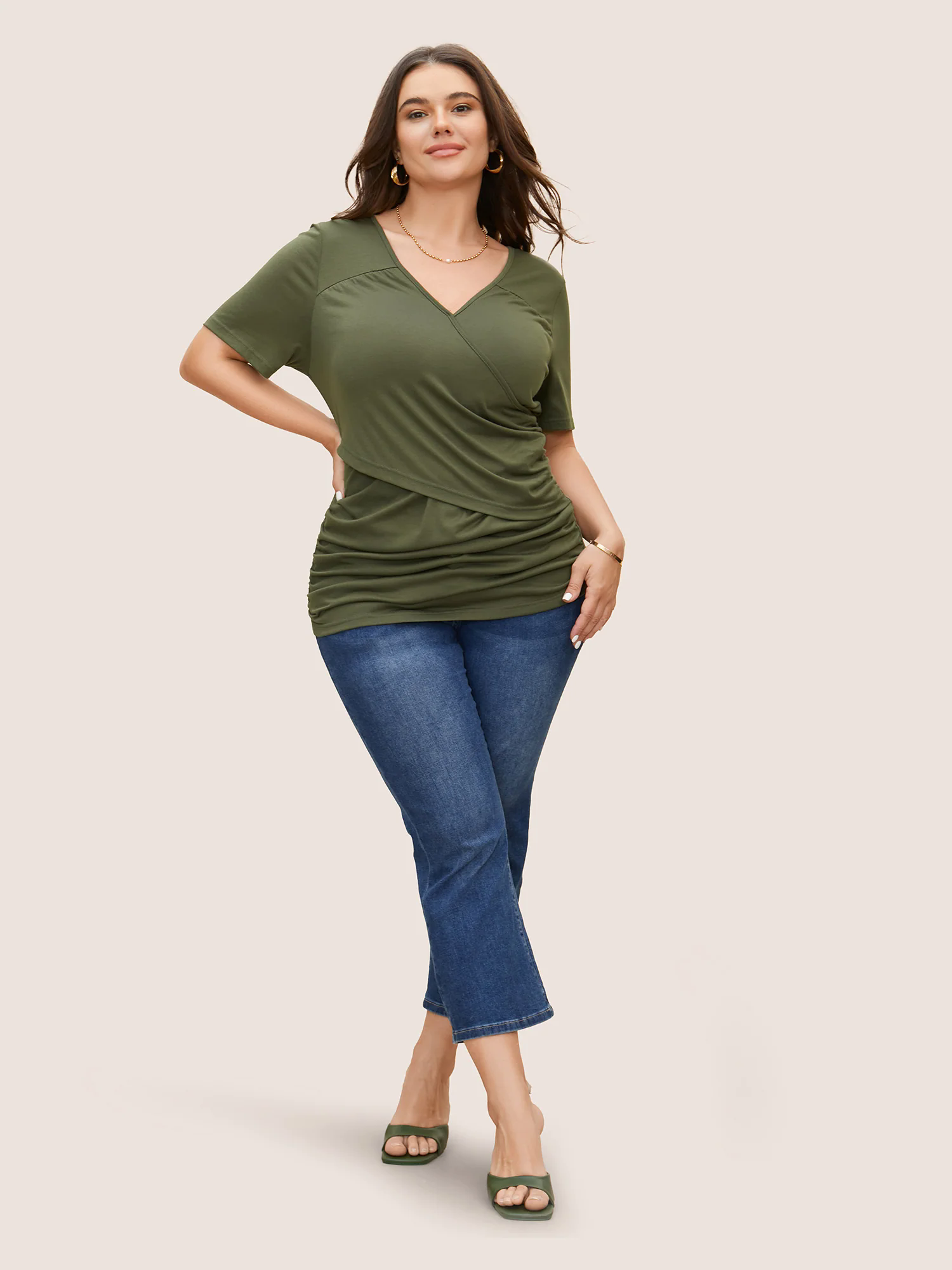 Solid Overlap Collar Ruched Slim T-shirt Solid Overlap Collar Ruched Slim T-shirt