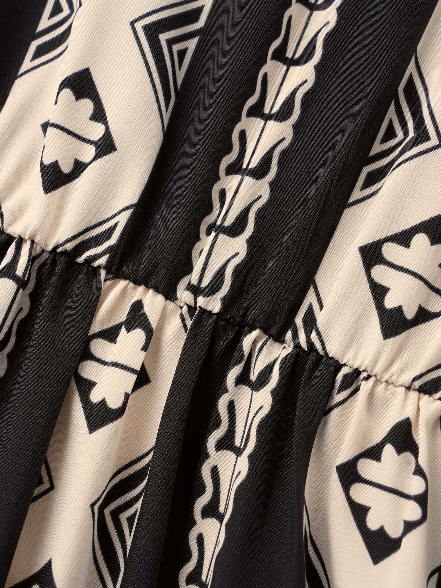 Bandana Geometric Flutter Sleeve Midi Dress Bandana Geometric Flutter Sleeve Midi Dress