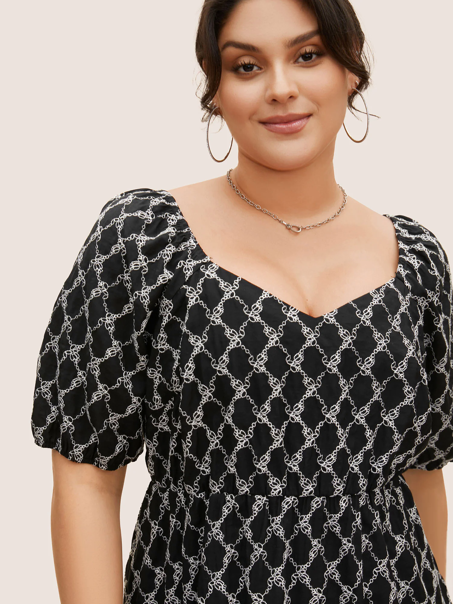 Embroidered Heart Neckline Lantern Sleeve Blouse Embroidered Heart Neckline Lantern Sleeve Blouse