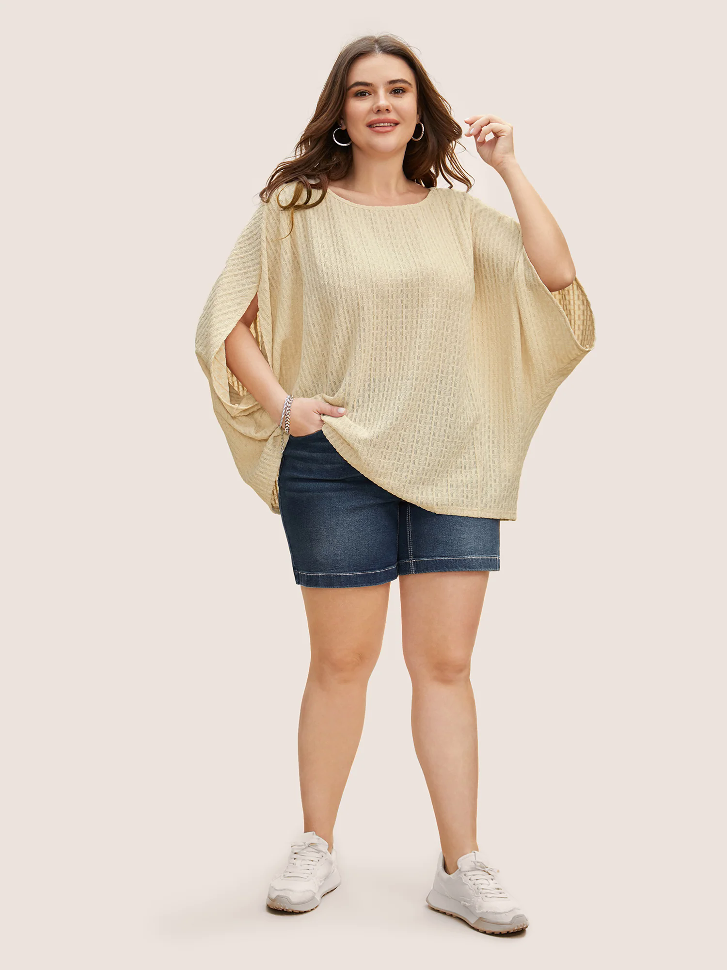 Solid Textured Crew Neck Batwing Sleeve T-shirt Solid Textured Crew Neck Batwing Sleeve T-shirt