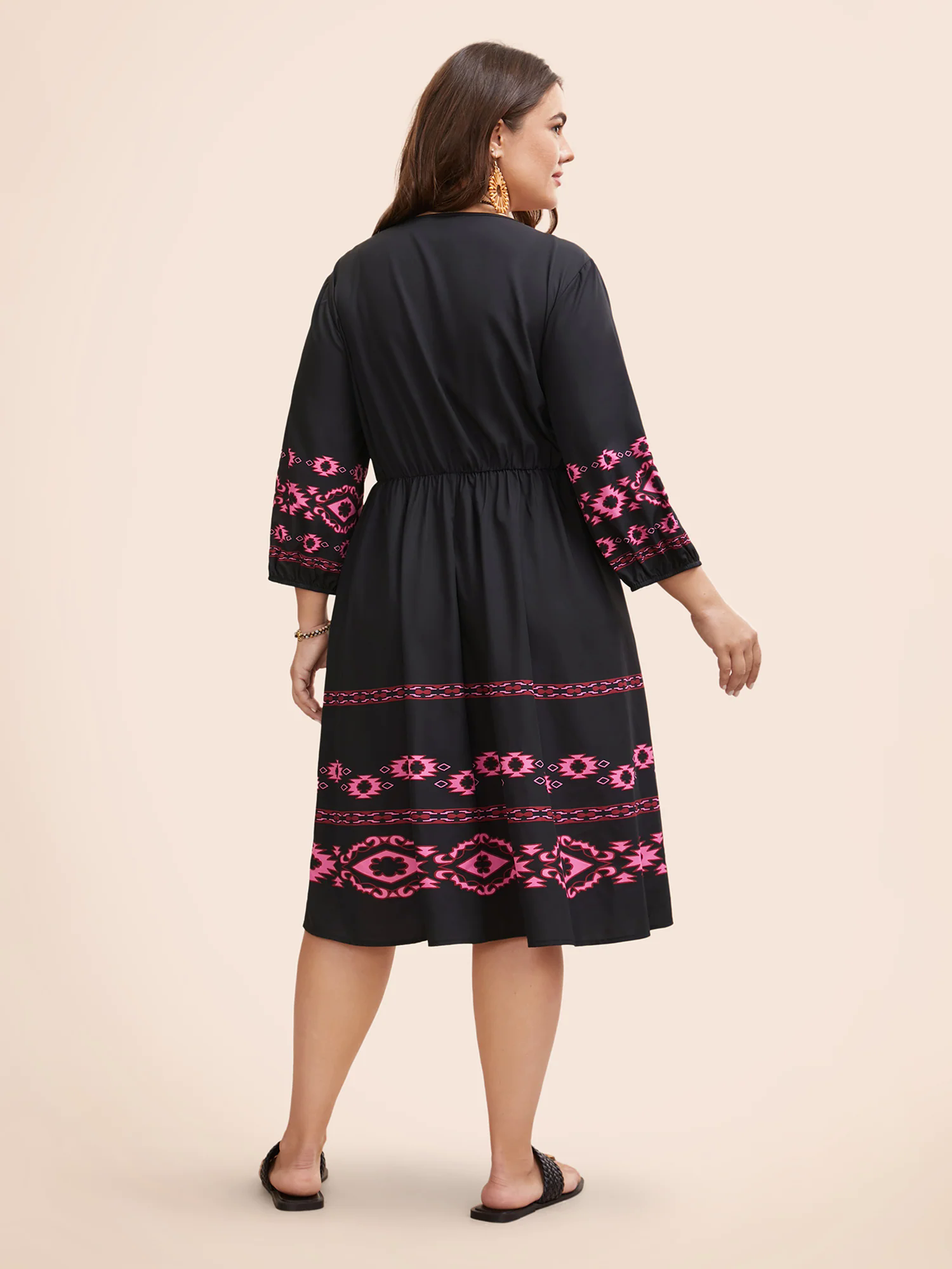 V Neck Bandana Print Elastic Waist Dress V Neck Bandana Print Elastic Waist Dress