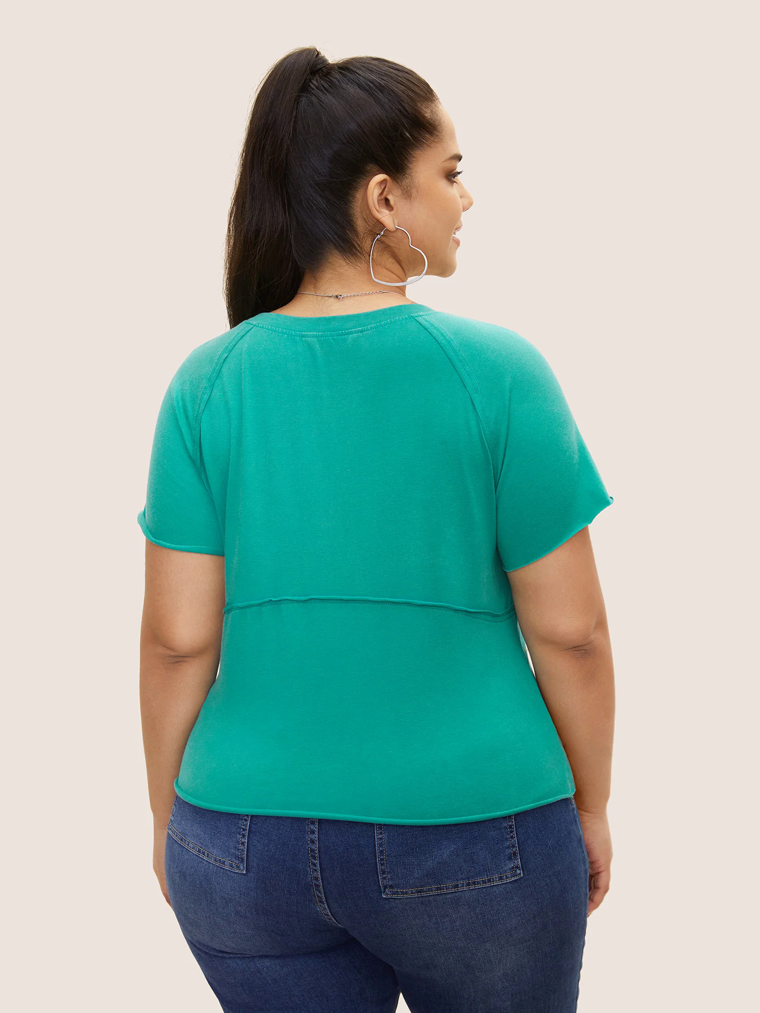 Round Neck Pleated Raglan Sleeve T-shirt Round Neck Pleated Raglan Sleeve T-shirt
