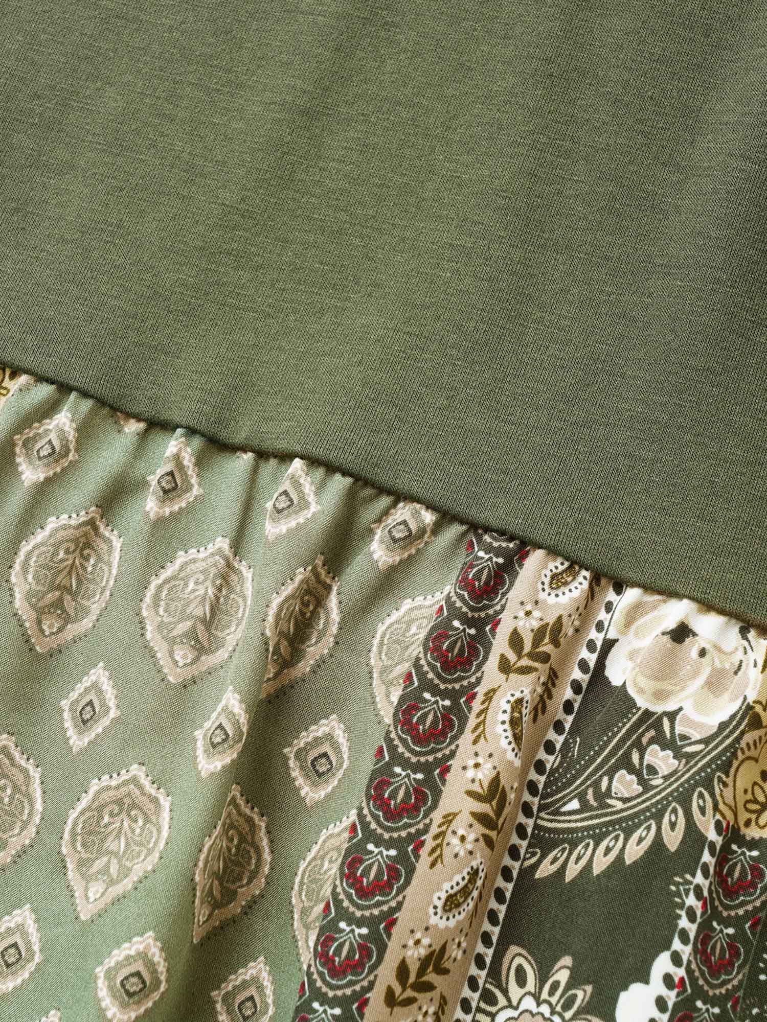 Boho Print Patchwork Lantern Sleeve T-shirt Boho Print Patchwork Lantern Sleeve T-shirt