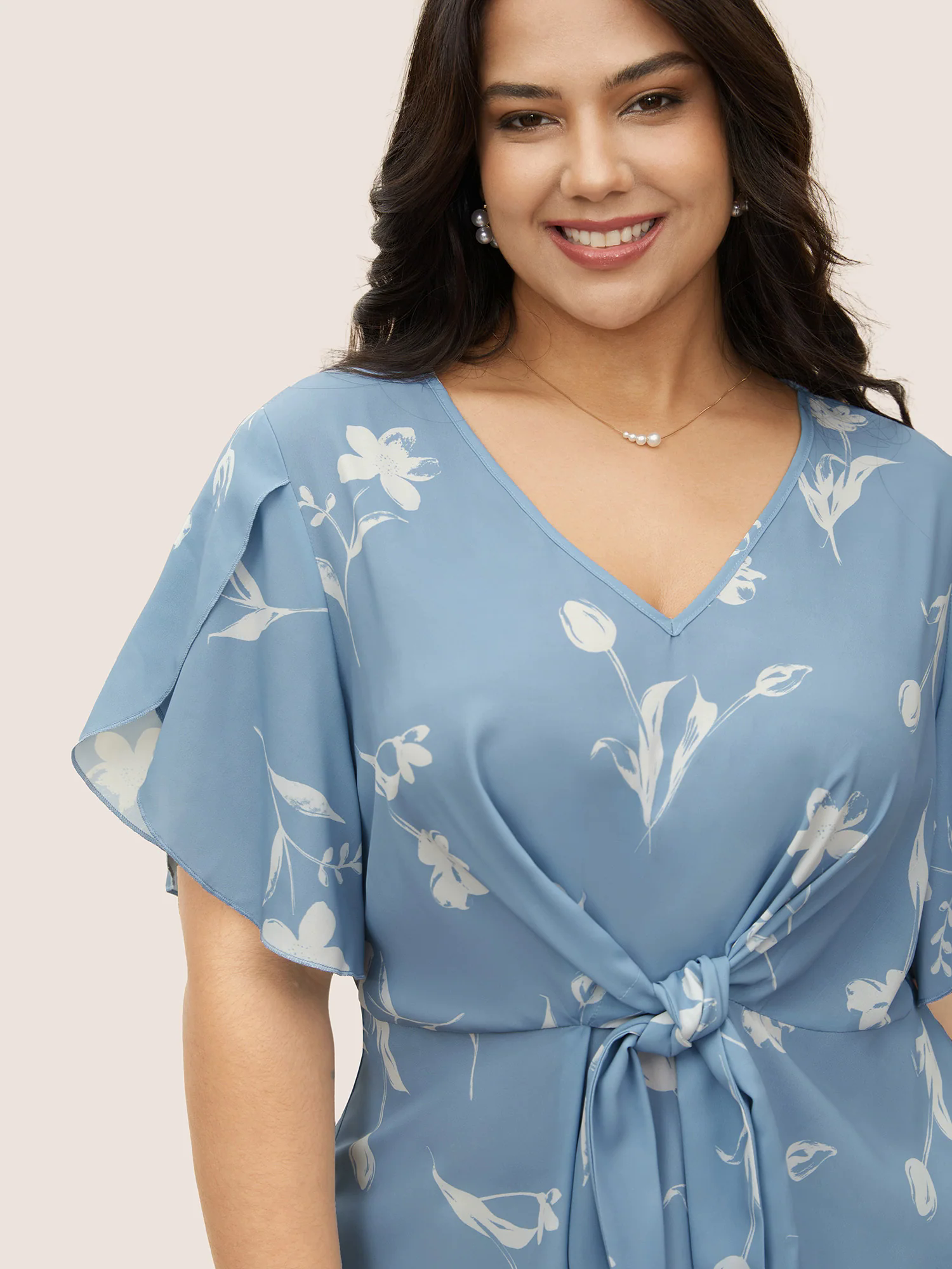 Floral Tie Knot Petal Sleeve Blouse Floral Tie Knot Petal Sleeve Blouse