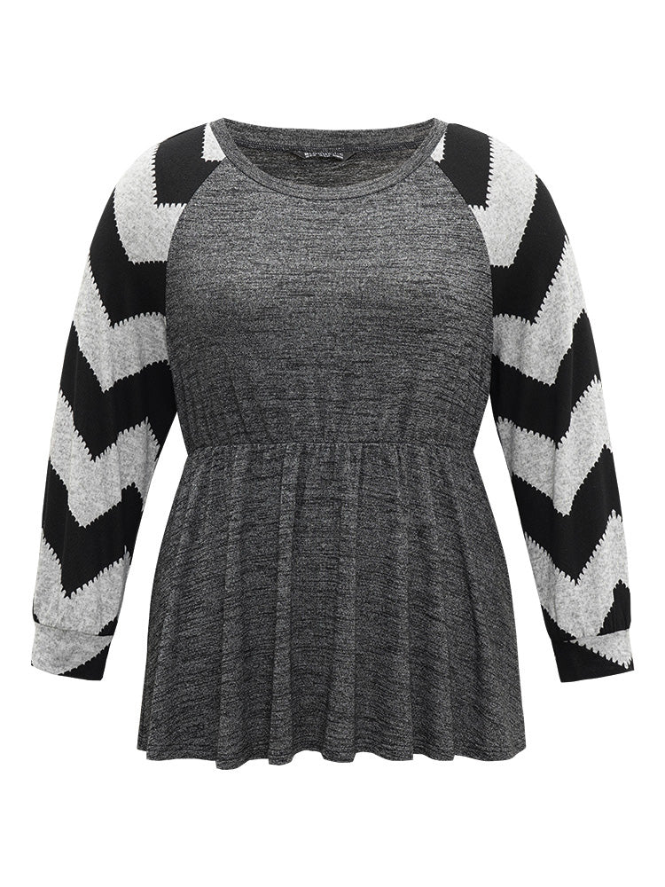 Geometric Raglan Sleeve Raglan Sleeve T-shirt Geometric Raglan Sleeve Raglan Sleeve T-shirt