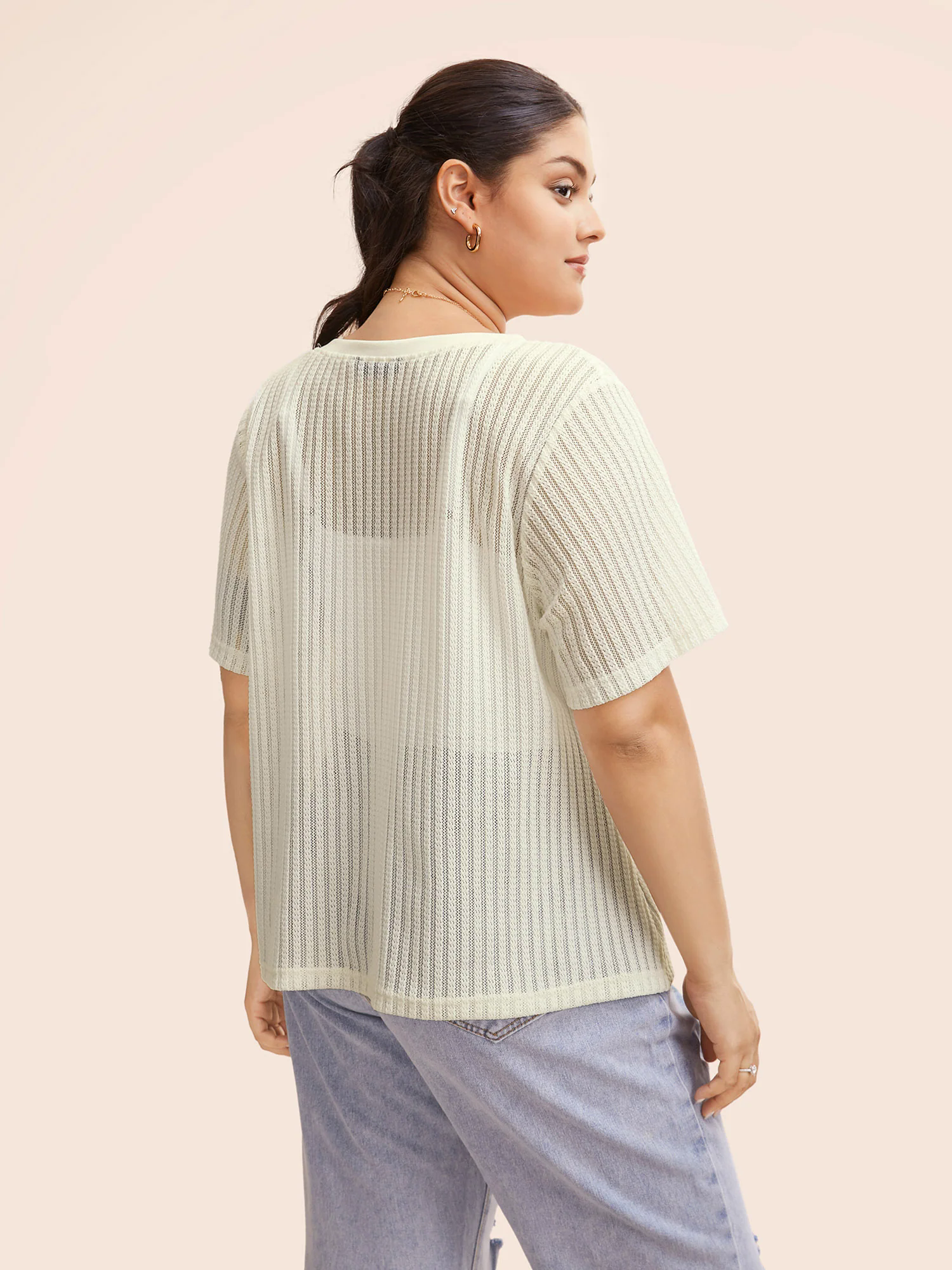 Round Neck Pointelle Knit T-shirt