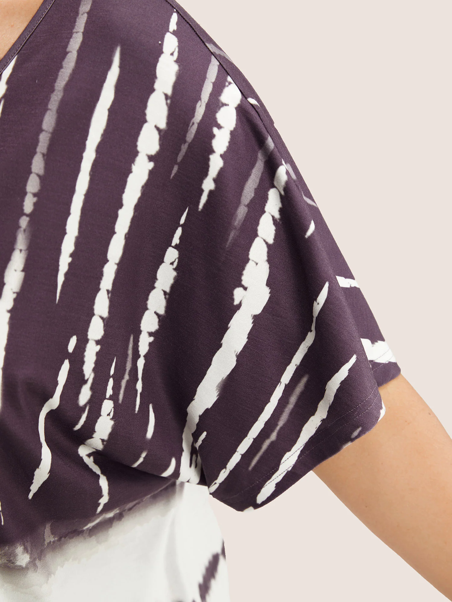 Tie Dye Batwing Sleeve T-shirt Tie Dye Batwing Sleeve T-shirt