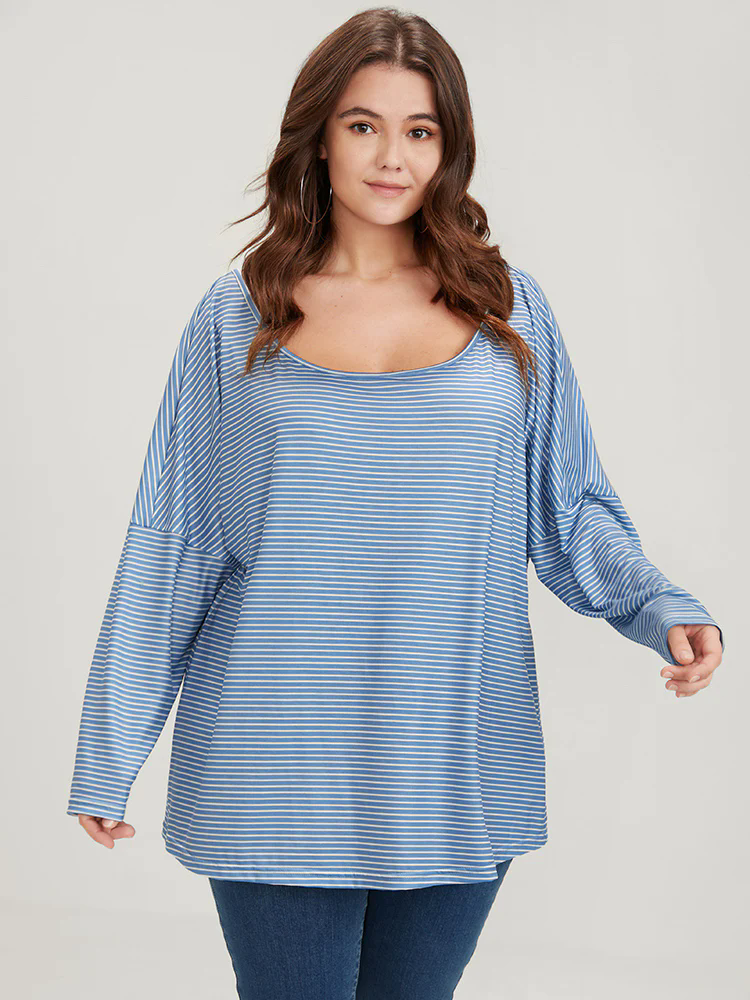 Striped Print Scoop Neck Long Tee Striped Print Scoop Neck Long Tee
