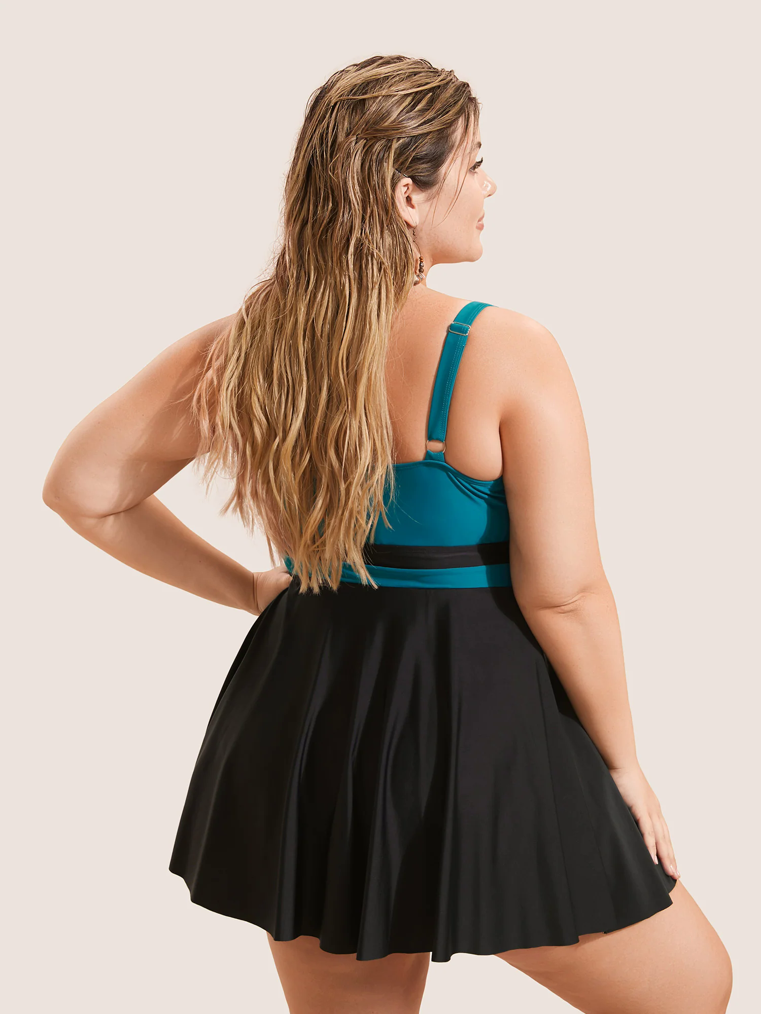 V Neck Two Tone Patchwork Swim Dress V Neck Two Tone Patchwork Swim Dress