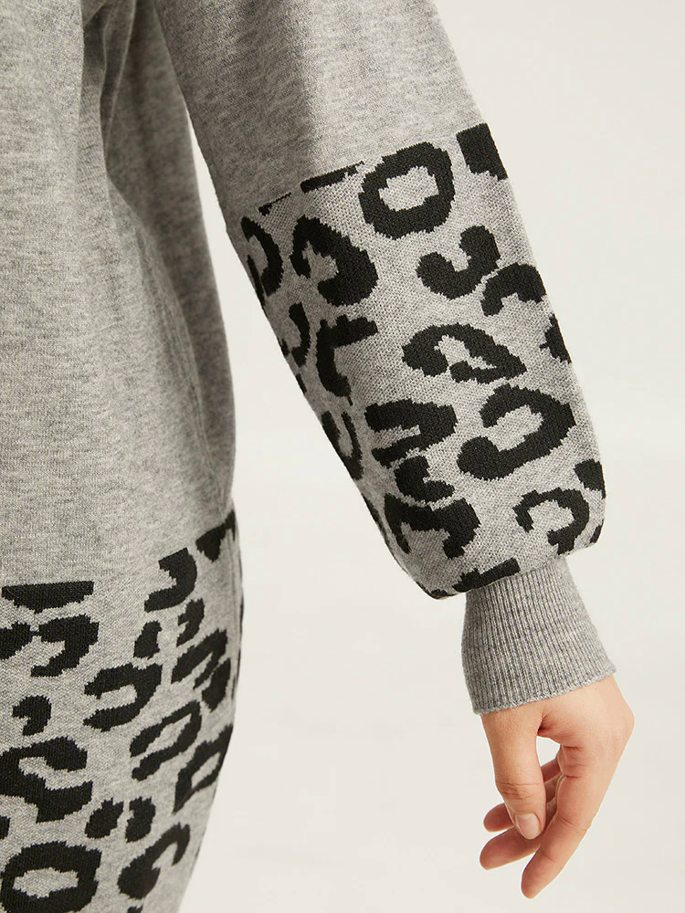 Supersoft Essentials Leopard Contrast Elastic Cuffs Pullover