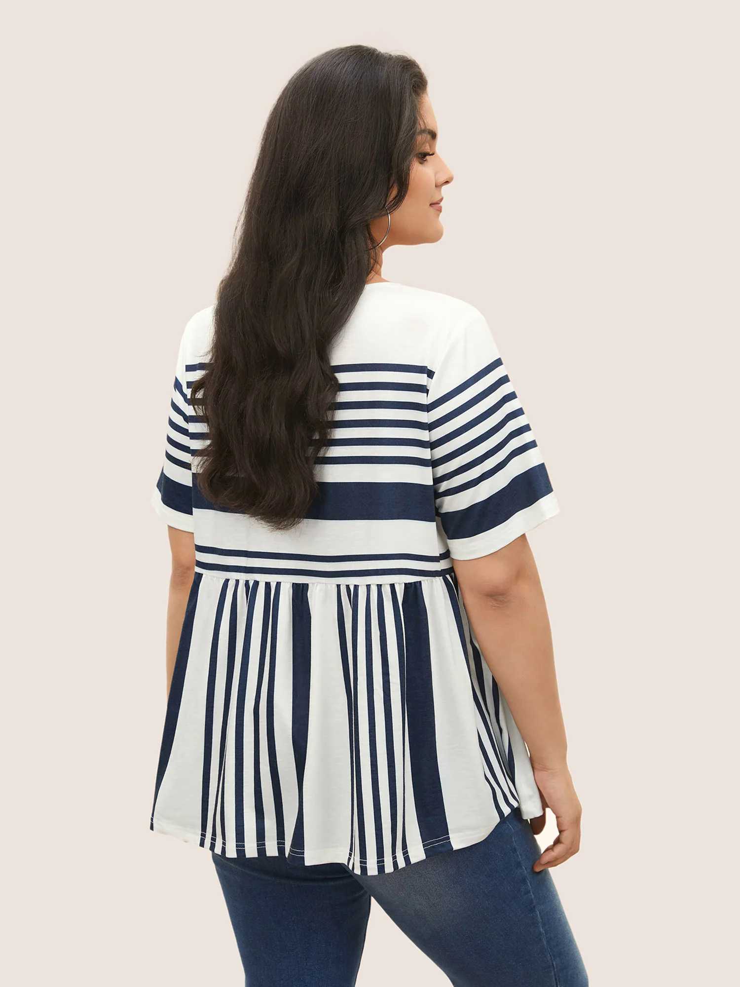 Striped Print Elastic Waist Round Neck T-shirt Striped Print Elastic Waist Round Neck T-shirt