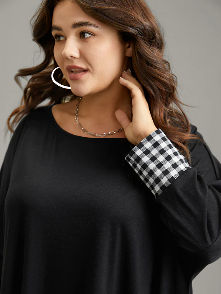 Plaid Patchwork Hanky Hem T-shirt Plaid Patchwork Hanky Hem T-shirt