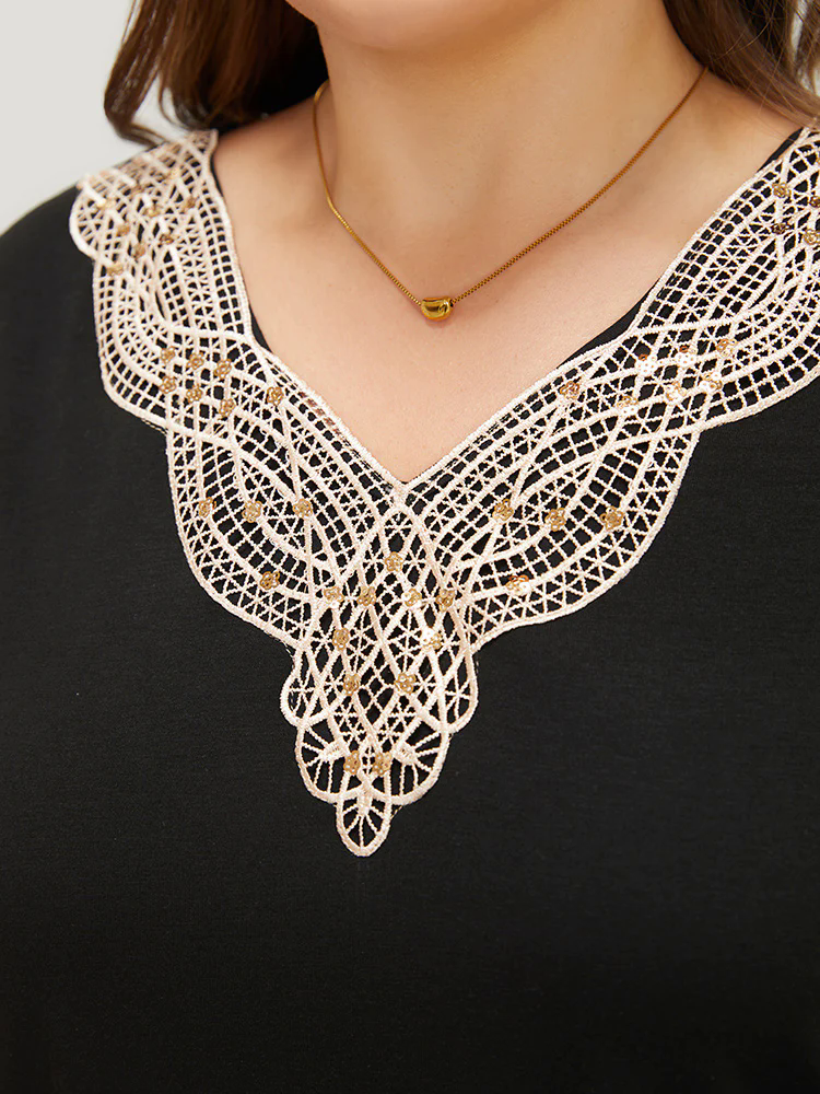 Plain Guipure Lace V Neck T-shirt Plain Guipure Lace V Neck T-shirt