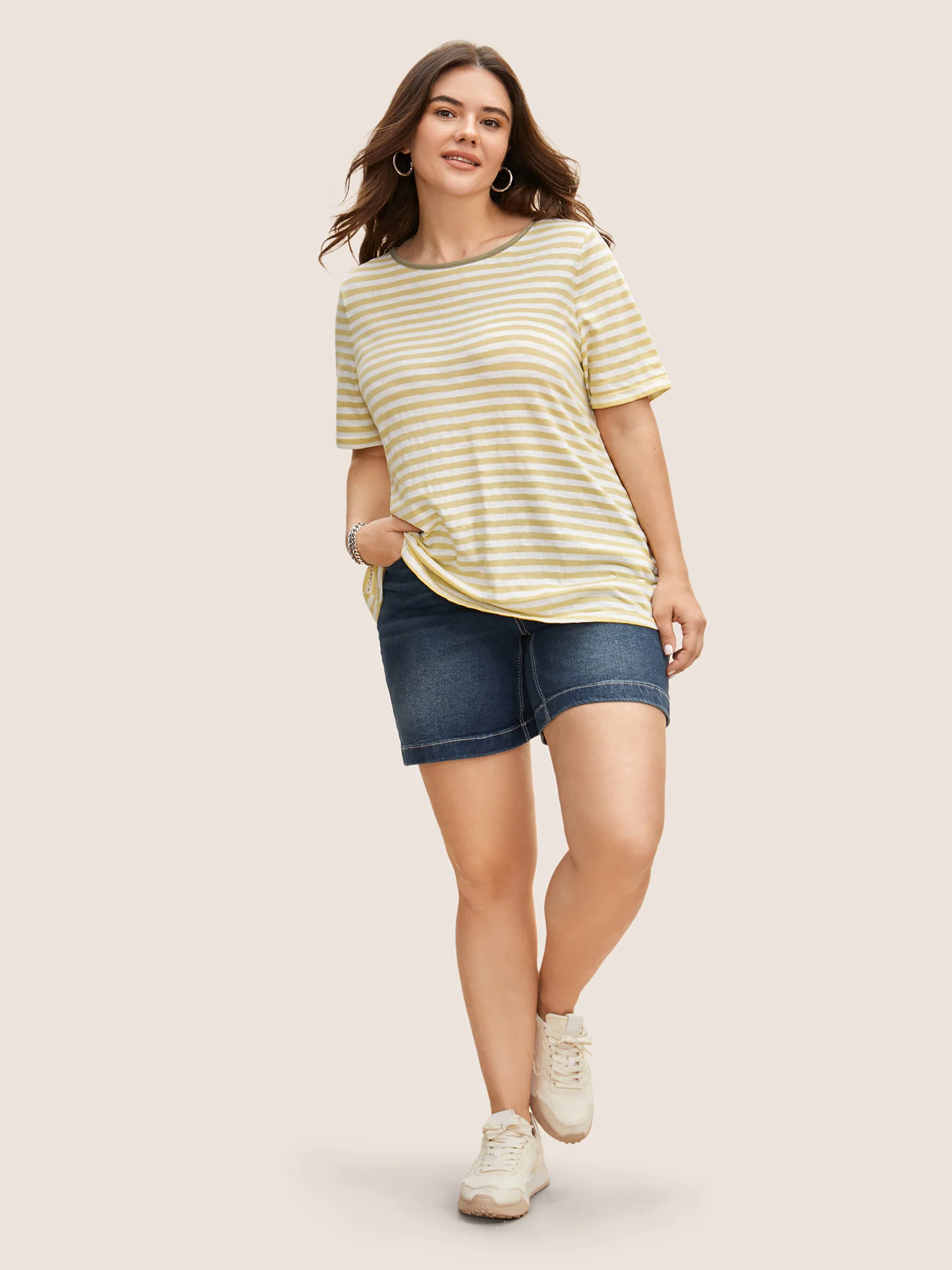 Striped Round Neck Twist Backless T-shirt